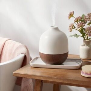 Project 62 Diffuser + 6 Diffuser Essential Oils